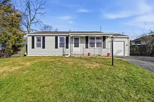 3814 Clime Rd, Columbus, OH 43228 - Photo 2