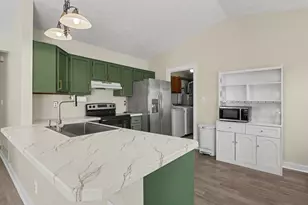 2021 Torreys Pl, Powell, OH 43065 - Photo 8