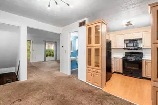 604 Pamlico St, Columbus, OH 43228 - Photo 14