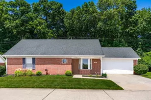 1146 Old Farm Ln, Springfield, OH 45503 - Photo 2