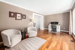499 Delaneys Cir, Powell, OH 43065 - Photo 6