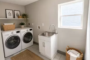 262 N 17th St, Columbus, OH 43203 - Photo 12