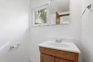 554 S Ogden Ave, Columbus, OH 43204 - Photo 14