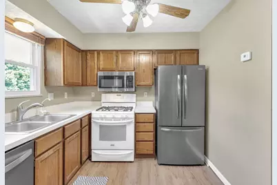 493 Meadows Boulevard, Pickerington, OH 43147 - Photo 8