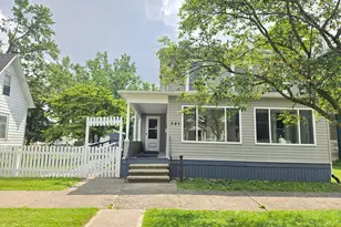 341 S Union St, Galion, OH 44833 - Photo 2