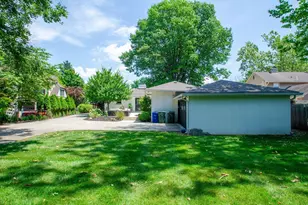 207 Eastmoor Blvd, Columbus, OH 43209 - Photo 38