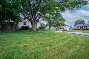 250 Mistletoe Ct, Sunbury, OH 43074 - Photo 32