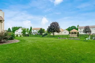 4690 Helmsbridge Ct, Grove City, OH 43123 - Photo 58