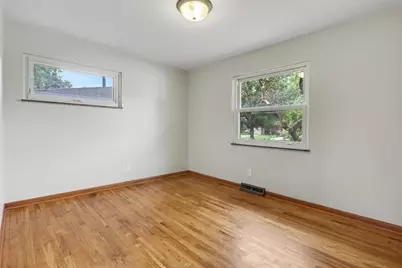 3824 Shamrock Drive, Columbus, OH 43227 - Photo 20