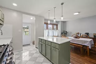 380 E Kelso Rd, Columbus, OH 43202 - Photo 16