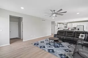 2729 Henshaw Dr, Delaware, OH 43015 - Photo 10