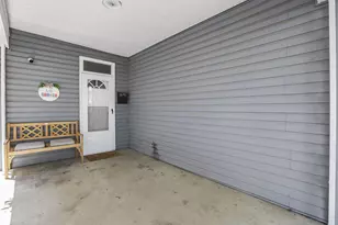 1697 Manchester Ave, Columbus, OH 43211 - Photo 6