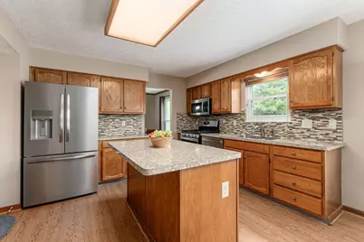1042 Rousseau Lane, Galloway, OH 43119 - Photo 8