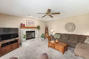 1042 Rousseau Ln, Galloway, OH 43119 - Photo 18