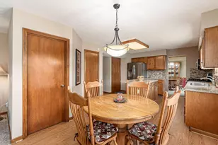1042 Rousseau Ln, Galloway, OH 43119 - Photo 12