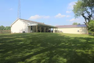 22686 Deal Rd, Gambier, OH 43022 - Photo 6