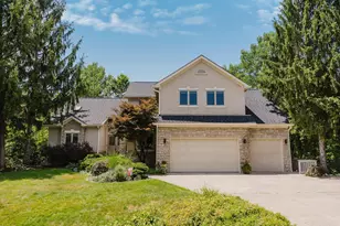 3694 Waverly Pl Dr, Lewis Center, OH 43035 - Photo 2
