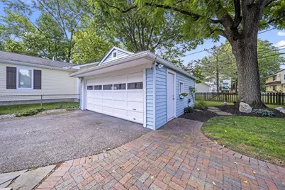 395 Brevoort Road, Columbus, OH 43214 - Photo 44