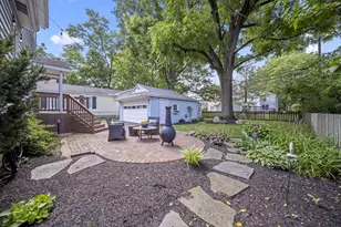 395 Brevoort Rd, Columbus, OH 43214 - Photo 48
