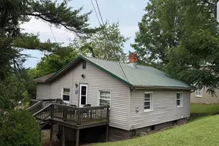 545 Vine St, Logan, OH 43138 - Photo 1