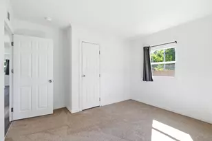 118 S Hampton Rd, Columbus, OH 43213 - Photo 16