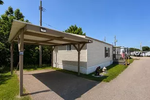 24 Horseshoe Dr, Newark, OH 43055 - Photo 2