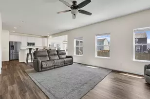 5217 Linton St, Ashville, OH 43103 - Photo 10