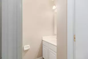 247 Kastlekove Dr, Lewis Center, OH 43035 - Photo 24