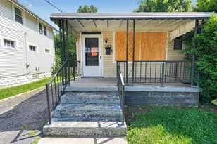 1217 Smith Rd, Columbus, OH 43207 - Photo 2