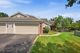 7424 Cherry Brook Dr, Reynoldsburg, OH 43068 - Photo 1