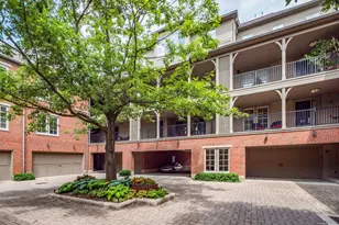 871 S Pearl St, Columbus, OH 43206 - Photo 2
