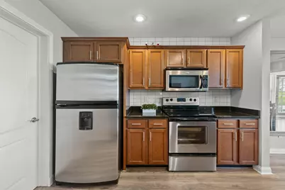 5075 Dinard Way #5075A, Columbus, OH 43221 - Photo 10