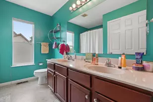 8281 Flagg View Dr, Powell, OH 43065 - Photo 32