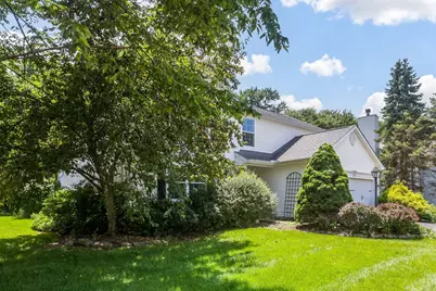 649 Norfolk Square N, Pickerington, OH 43147 - Photo 2