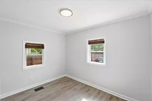 2261 Hamilton Ave, Columbus, OH 43211 - Photo 6