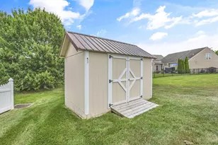 1493 Cameron Dr, Fairborn, OH 45324 - Photo 48