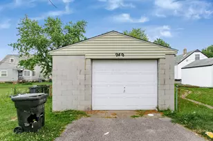 949 E 19th Ave, Columbus, OH 43211 - Photo 36
