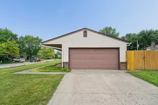 4909 Dunlap Rd, Columbus, OH 43229 - Photo 4