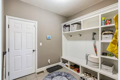 10035 New California Drive, Plain City, OH 43064 - Photo 16