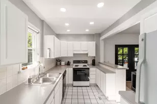 172 E Gates St, Columbus, OH 43206 - Photo 20