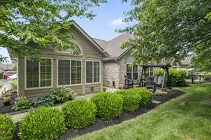 217 Stonegate Loop, Pataskala, OH 43062 - Photo 4