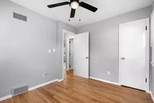 913 Weldon Ave, Columbus, OH 43224 - Photo 22