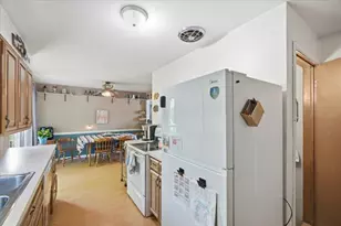1805 Nelson Rd, Lancaster, OH 43130 - Photo 12
