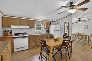 23393 Hideaway Dr, Senecaville, OH 43780 - Photo 12