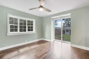 1277 Genessee Ave, Columbus, OH 43211 - Photo 14