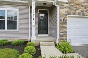 1693 Withers Grove Loop, Grove City, OH 43123 - Photo 2