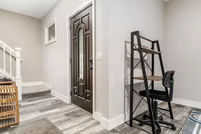 12 E Saint Clair Street, Newark, OH 43055 - Photo 6