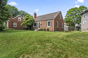 873 Timberman Rd, Columbus, OH 43212 - Photo 2