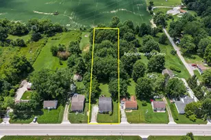 6136 Mink St SW, Pataskala, OH 43062 - Photo 2