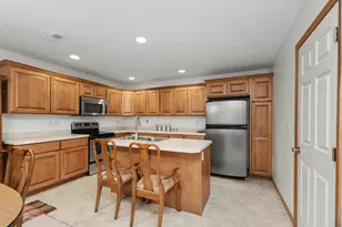 2357 Deerfield Ln, Ontario, OH 44906 - Photo 10